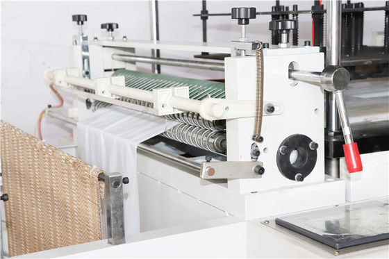 Máquina de fabricação de avental de plástico PE descartável